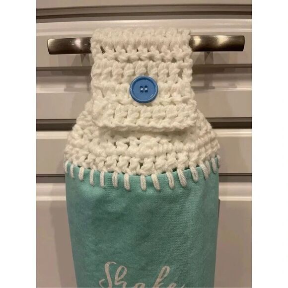 Crochet Top Kitchen Towel- Shake It Off (Salt And Pepper Shakers) - Picture 2 of 3